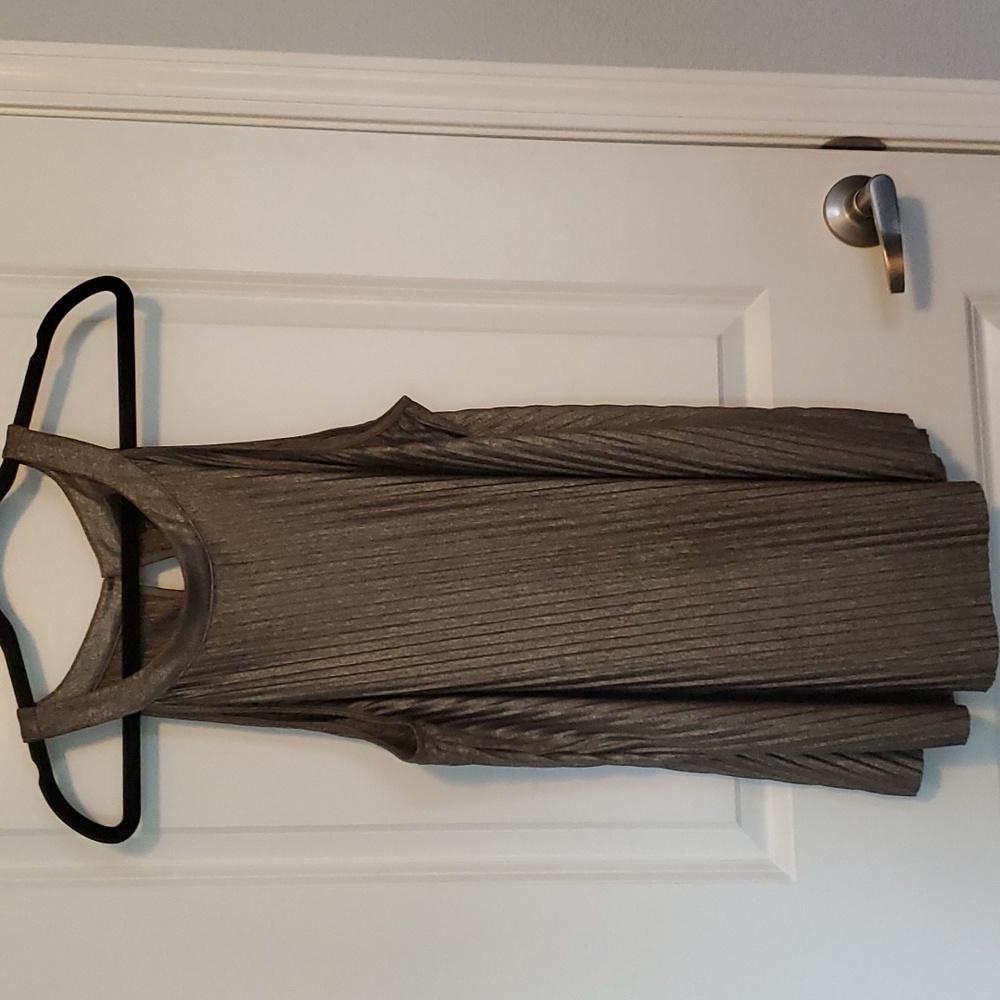 torrid Metallic Gray Pleated Tank Top